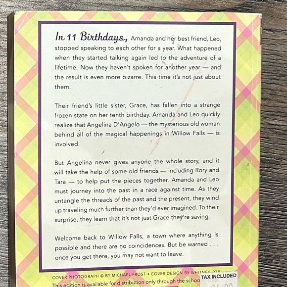 Scholastic The last present book - Picture 2 of 2